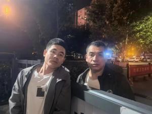 市文旅集團(tuán)一線(xiàn)戰(zhàn)“疫”之：古有木蘭替父從軍，今有老翁代子抗“疫”——集團(tuán)員工父子王小強(qiáng)、王浩的抗“疫”故事